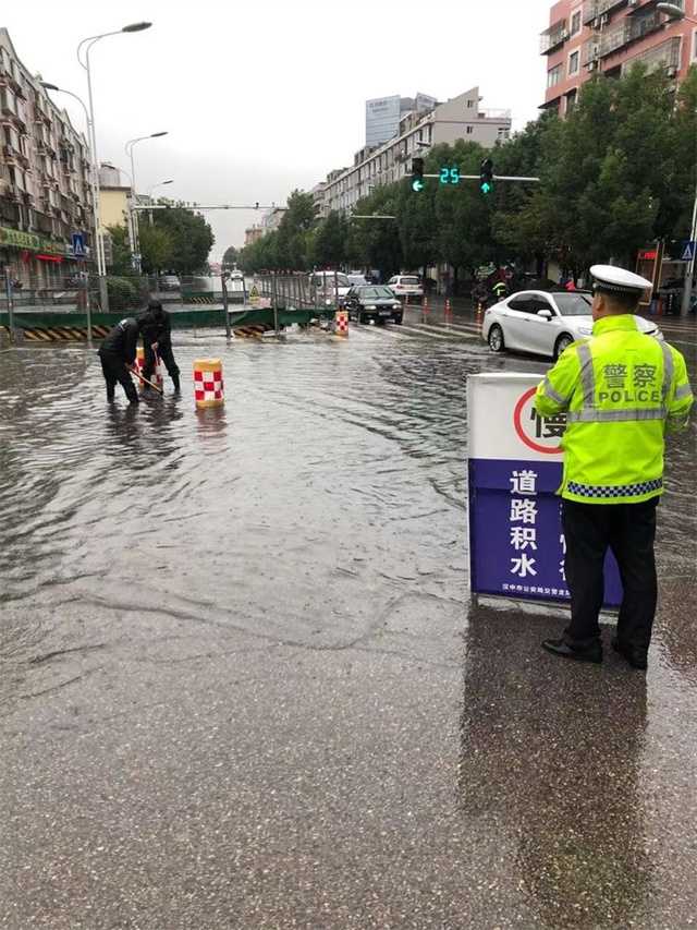 68小時堅守！漢中交警大隊圓滿完成國慶假期道路交通安保任務(wù)"