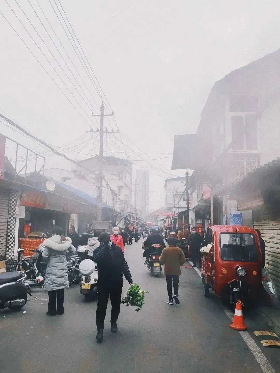 漢中美圖大片！煙火起 照人間，喜悅無邊 執(zhí)手憶此年。