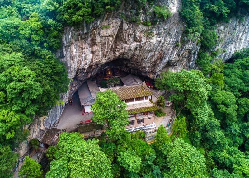 “綠色山鄉(xiāng) 美好畫卷”中省市媒體和網(wǎng)絡(luò)媒體系列采訪活動(dòng)在略陽(yáng)啟動(dòng)