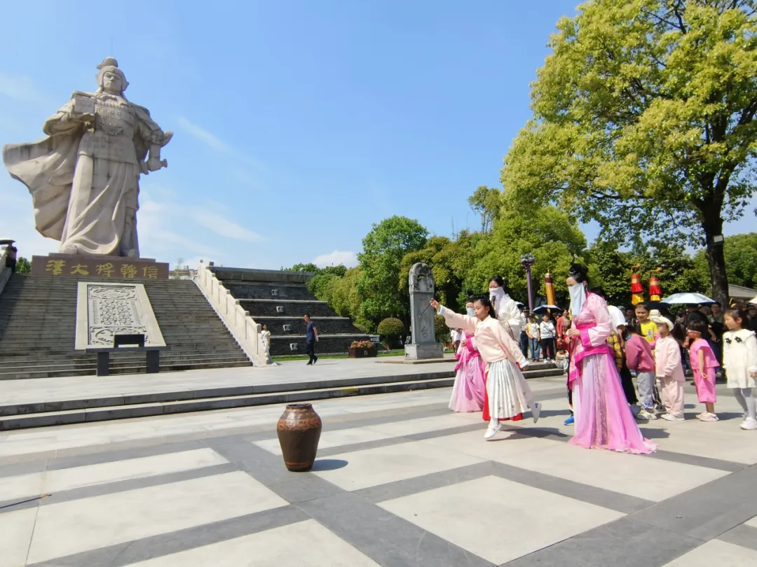 賞非遺、看表演！漢中“五一”文旅活動(dòng)亮點(diǎn)紛呈