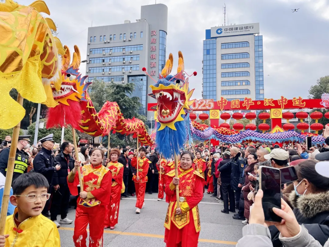 “非遺中國年·社火鬧新春”巡游活動盛大舉辦！